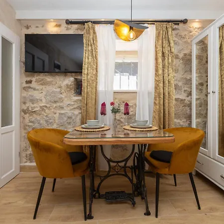 Apartamento Kruna Est 2024 *