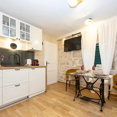 Kruna Est 2024 Apartman