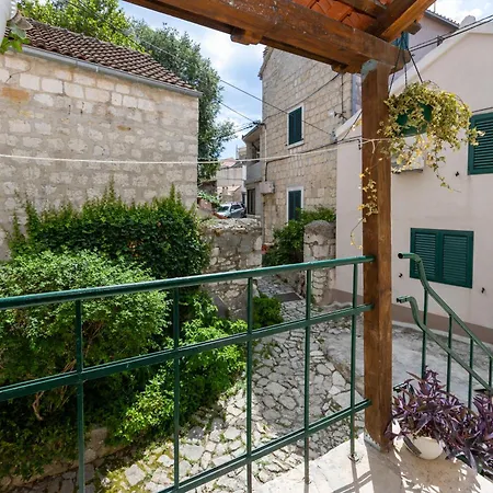 Kruna Est 2024 Split