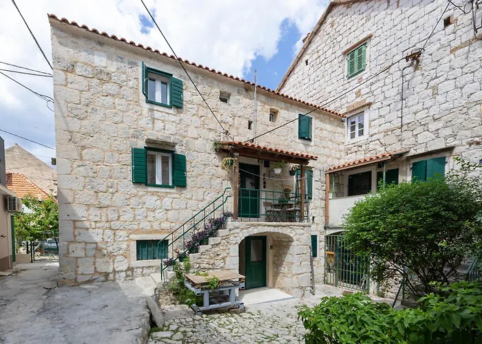 Lejlighed Kruna Est 2024 *