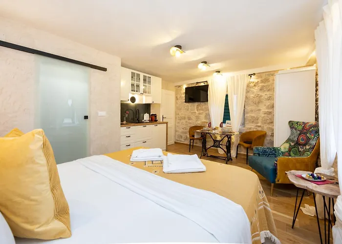 Kruna Est 2024 * Split