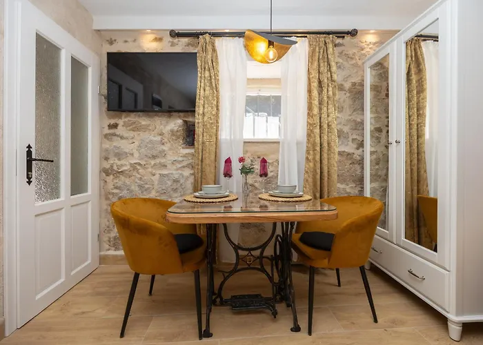 Lejlighed Kruna Est 2024 *