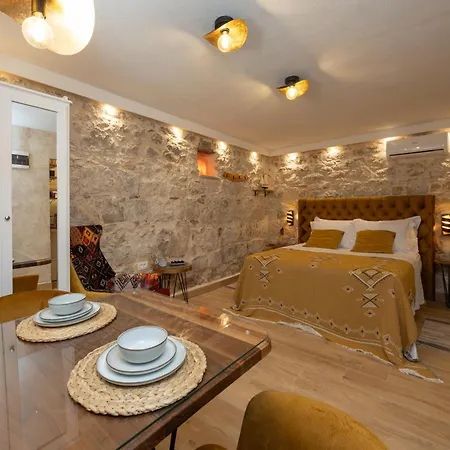 Kruna Est 2024 Split